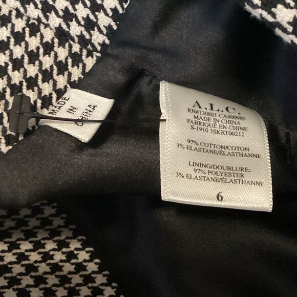 A.L.C. Jupiter Black Cream Houndstooth Ruffle Front Mini Skirt 6 - Picture 10 of 11